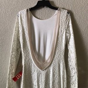 White vintage lace wedding dress